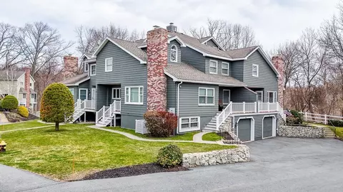 18 Carnation Cir #C, Reading, MA 01867