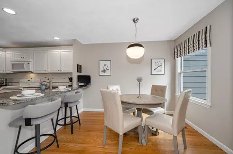 Dining - 18 Carnation Cir #C, Reading, MA 01867 photo 1 of 4