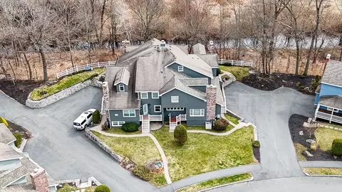 Exterior - 18 Carnation Cir #C, Reading, MA 01867 photo 4 of 8