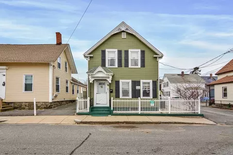 96 Jewett St, Lowell, MA 01850