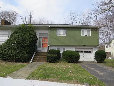 20 Renee Ter, Newton, MA 02459