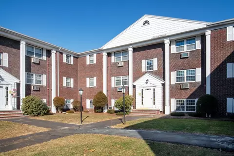130 Parker St #K3, Acton, MA 01720