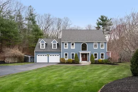 3 Tallwood Dr, Medfield, MA 02052