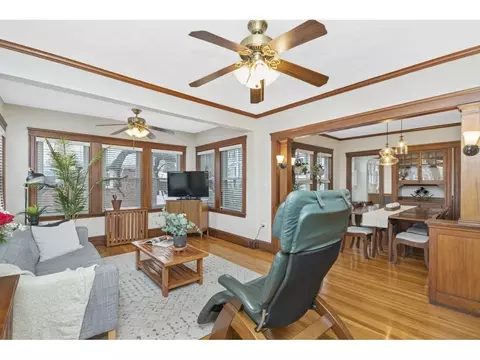127 Waverley Ave #127, Watertown, MA 02472