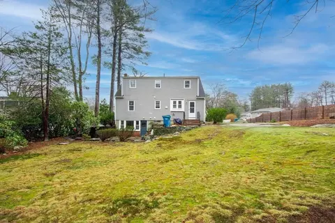 Exterior - 29 Walnut Knls, Canton, MA 02021 photo 3 of 3