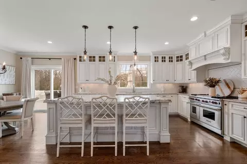 Kitchen - 175 Schoolmasters Ln, Dedham, MA 02026 photo 2 of 6