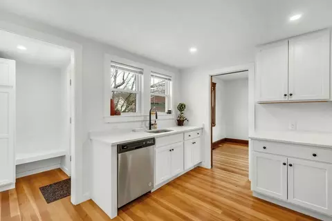 Kitchen - 56 Roosevelt St #56, Maynard, MA 01754 photo 1 of 4