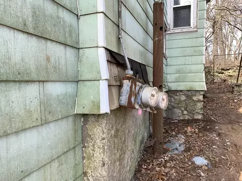 Exterior - 307 Colburn, Dedham, MA 02026 photo 5 of 10