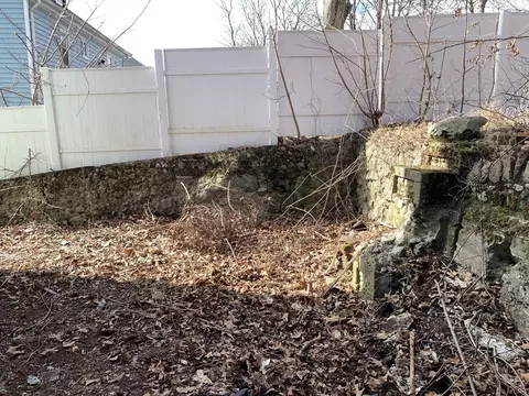 Exterior - 307 Colburn, Dedham, MA 02026 photo 9 of 10