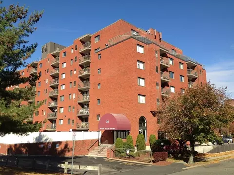 30 Revere Beach Pkwy #507, Medford, MA 02155