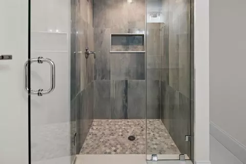 Bath - 28 Hillside Ave, Needham, MA 02494 photo 8 of 11