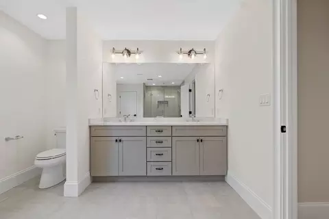 Bath - 28 Hillside Ave, Needham, MA 02494 photo 7 of 11