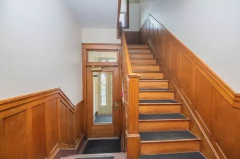 Entry Way - 22 Atlantic St #4, Lynn, MA 01902 photo 1 of 1