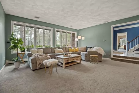 Living - 11 Devonshire Rd, Middleton, MA 01949 photo 1 of 4