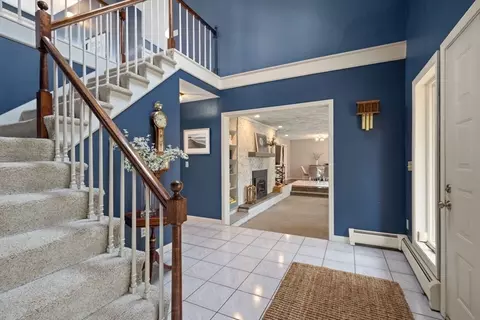 Entry Way - 11 Devonshire Rd, Middleton, MA 01949 photo 2 of 2