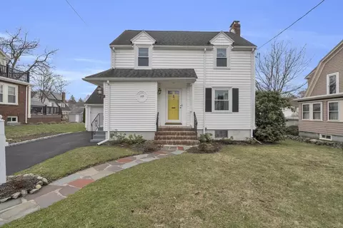 105 Whitney Rd, Medford, MA 02155