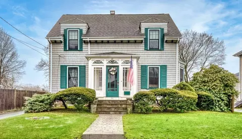56 Lincoln St, Dedham, MA 02026 photo 2