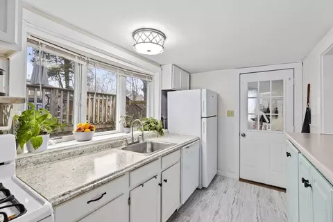 117 Onset Ave # -B, Wareham, MA 02532 photo 11