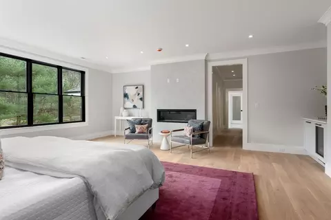 Bedroom - 211 Stratford Rd, Needham, MA 02492 photo 2 of 3