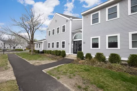 503 Tuckers Ln #503, Hingham, MA 02043