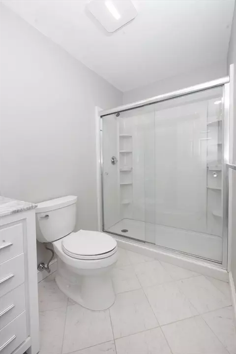 Bath - 503 Tuckers Ln #503, Hingham, MA 02043 photo 3 of 3