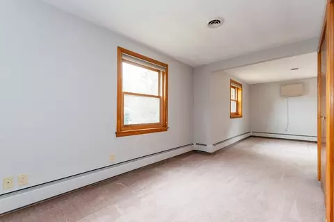 Bedroom - 25 Ruthellen Rd, Framingham, MA 01701 photo 1 of 5