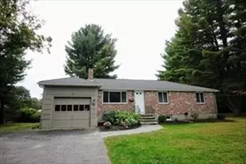 2 Mcadams Rd, Framingham, MA 01701