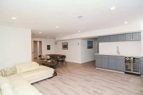 Living - 62 Dawson Dr, Needham, MA 02492 photo 4 of 5