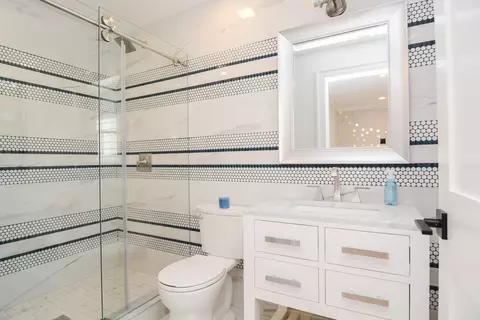 Bath - 62 Dawson Dr, Needham, MA 02492 photo 6 of 6