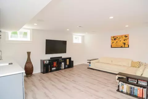 Living - 62 Dawson Dr, Needham, MA 02492 photo 3 of 5