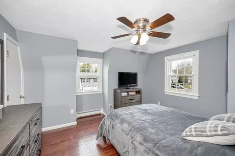 Bedroom - 29 Riverside Dr, Reading, MA 01867 photo 3 of 6