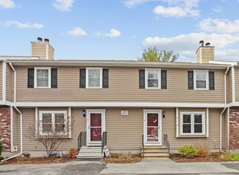 5 Robin Cir #4, Norton, MA 02766
