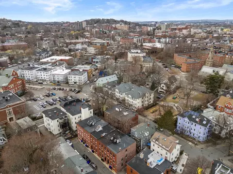View/Area - 116 Brook St, Brookline, MA 02445 photo 3 of 5