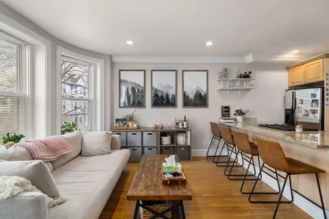 Dining - 116 Brook St, Brookline, MA 02445 photo 1 of 1