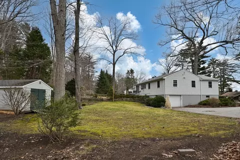 Exterior - 175 Echo Cove Rd, Hamilton, MA 01982 photo 9 of 9