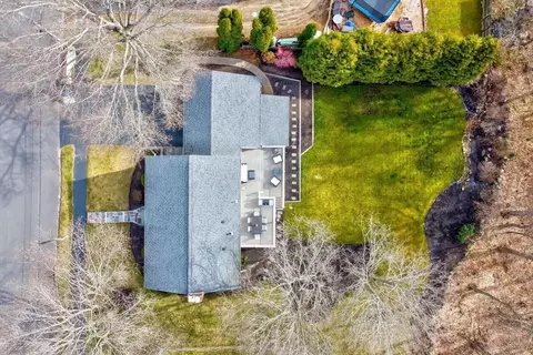Exterior - 31 Melbourne Ave, Reading, MA 01867 photo 11 of 11