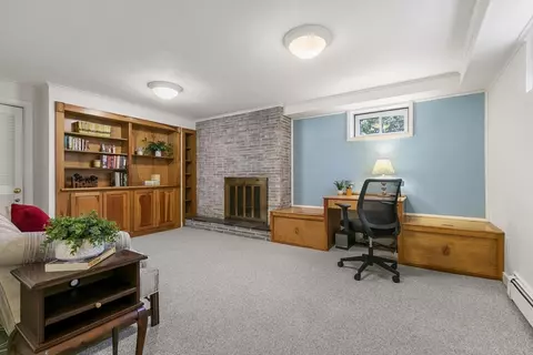 Living - 31 Melbourne Ave, Reading, MA 01867 photo 5 of 5