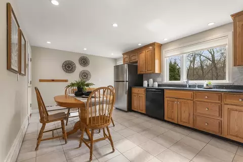 Kitchen - 31 Melbourne Ave, Reading, MA 01867 photo 2 of 2