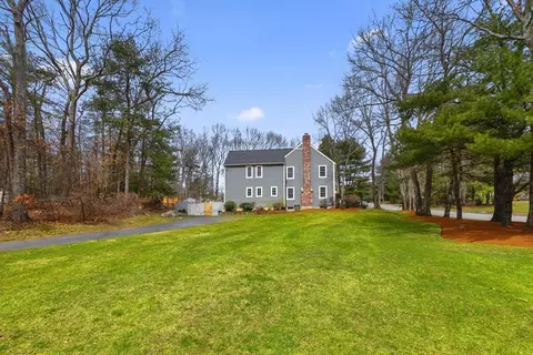 Exterior - 1 Eagle Dr, North Reading, MA 01864 photo 8 of 10