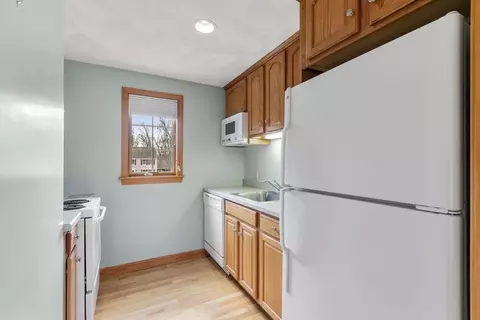 Kitchen - 1 Eagle Dr, North Reading, MA 01864 photo 3 of 3
