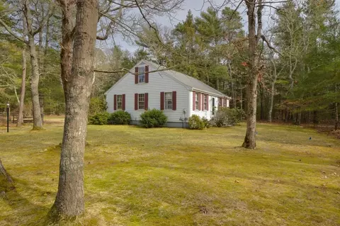 Exterior - 158 Great Neck Rd, Wareham, MA 02571 photo 3 of 11