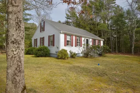 158 Great Neck Rd, Wareham, MA 02571