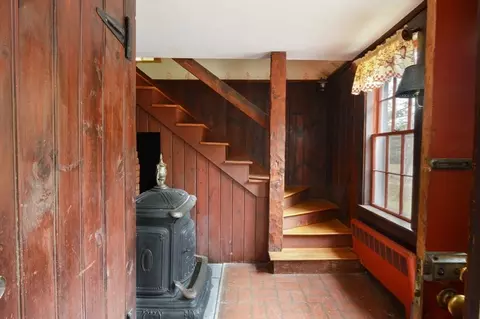 Entry Way - 158 Great Neck Rd, Wareham, MA 02571 photo 1 of 1