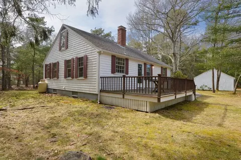 Exterior - 158 Great Neck Rd, Wareham, MA 02571 photo 5 of 11