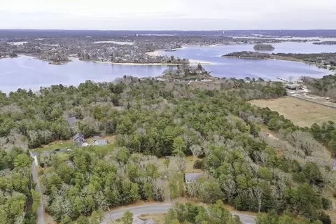 View/Area - 158 Great Neck Rd, Wareham, MA 02571 photo 9 of 12