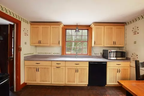 Kitchen - 158 Great Neck Rd, Wareham, MA 02571 photo 3 of 3