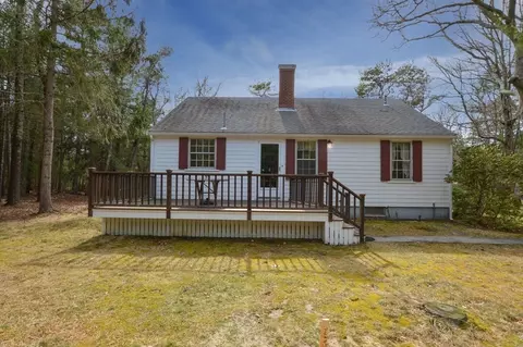 Exterior - 158 Great Neck Rd, Wareham, MA 02571 photo 7 of 11