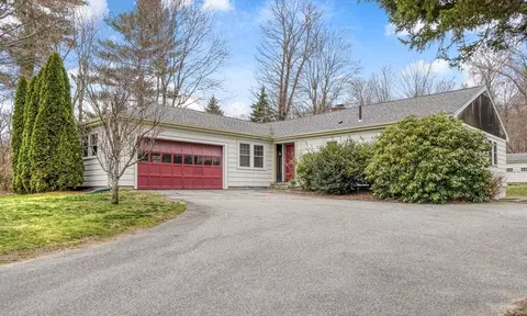 153 Thatcher St, Westwood, MA 02090