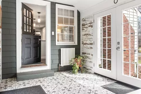 108 Cedar St, Wenham, MA 01984