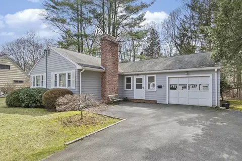 18 Evergreen Rd, Needham, MA 02494